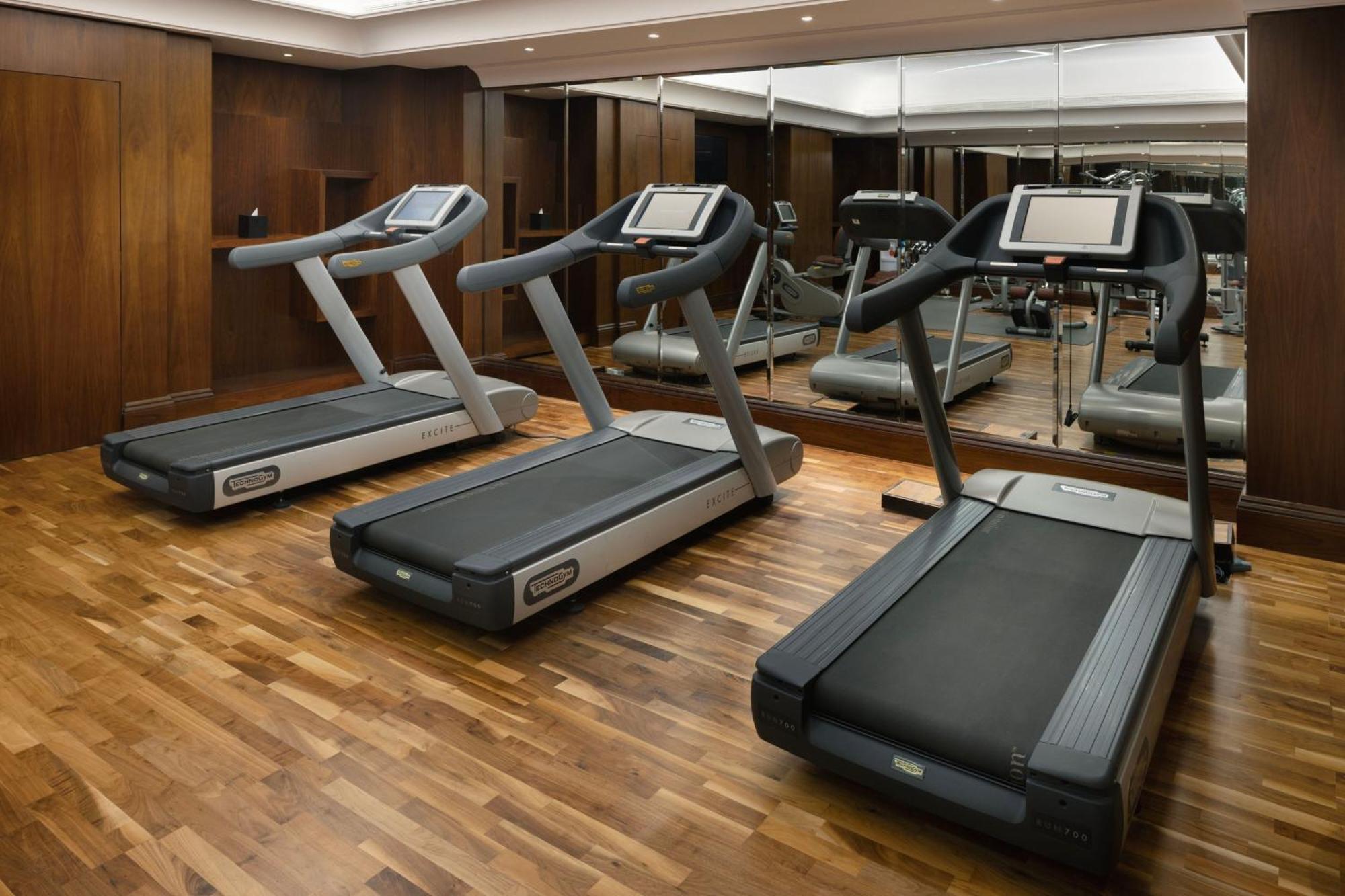 Sheraton Oman Hotel Muscat Eksteriør billede Treadmills