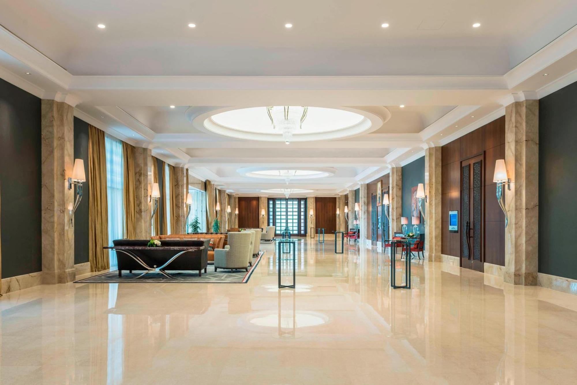 Sheraton Oman Hotel Muscat Eksteriør billede Lobby