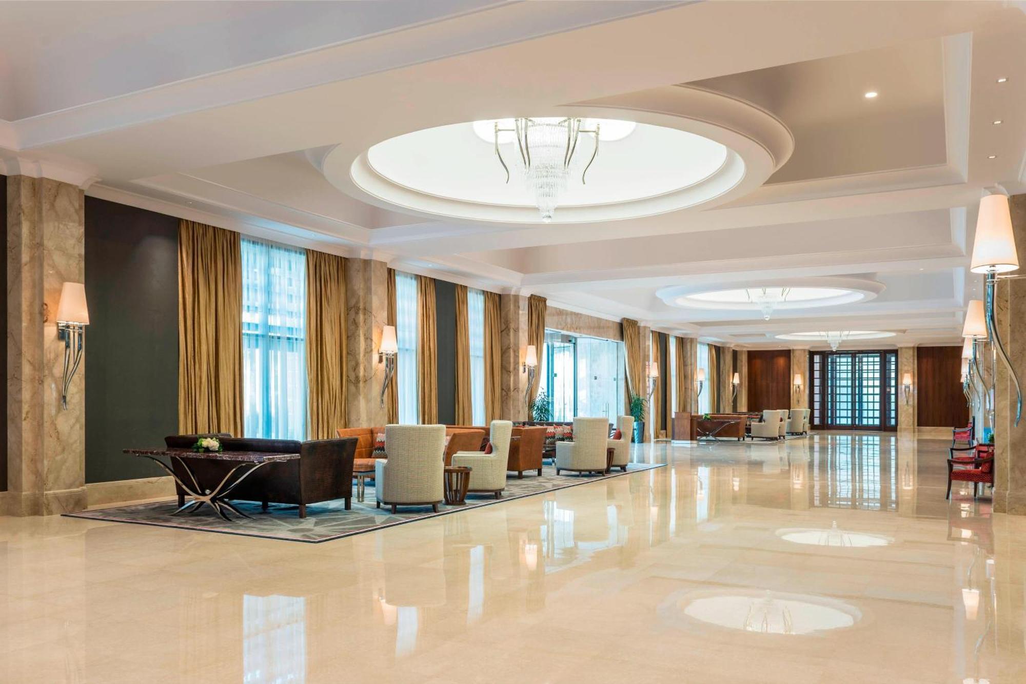 Sheraton Oman Hotel Muscat Eksteriør billede Lobby